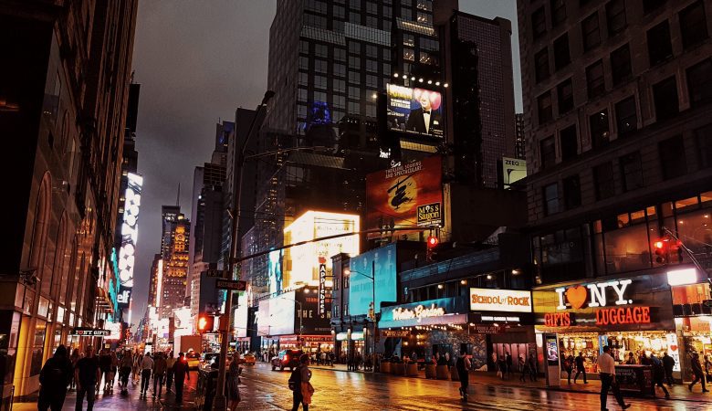 nowy jork nocą